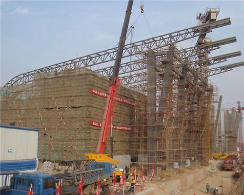 镇江站站房管桁架