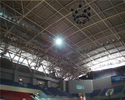 武夷山师专体育馆管桁架